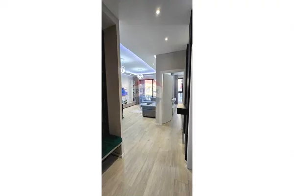 Shtepi me qera 1+1 ne Tirane - 800 Euro