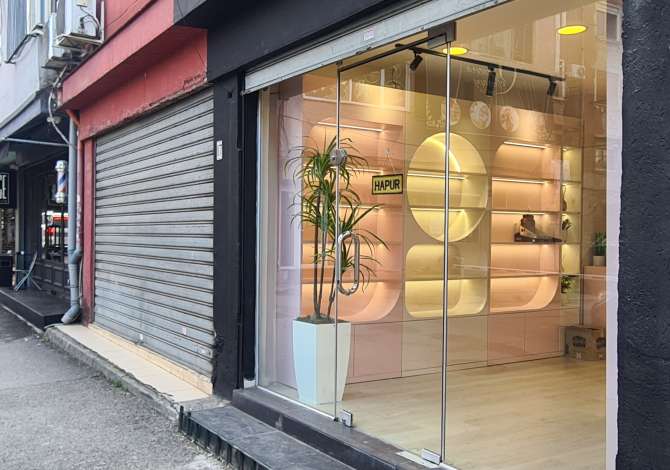 Ambient biznesi me qera 1+1 ne Tirane - 50,000 Leke