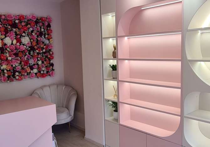 Dyqan me qera ne Bllok