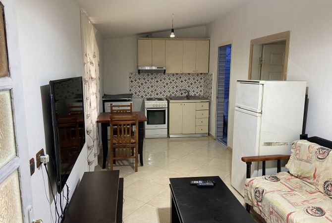 House for Rent 1+1 in Tirana - 20,000 Leke