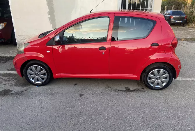 Cars for sale in Tirana - 160,000 Leke