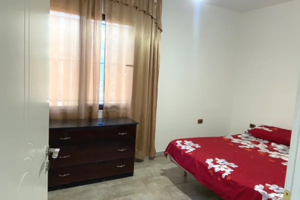 Shtepi me qera 1+1 ne Tirane - 22,000 Leke