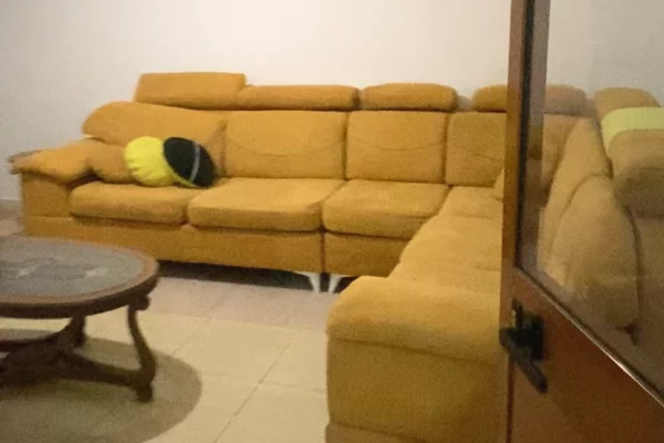 Shtepi me qera 1+1 ne Tirane - 23,000 Leke