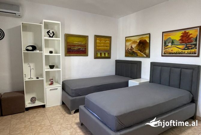 House for Rent Garsoniere in Tirana - 380 Euro