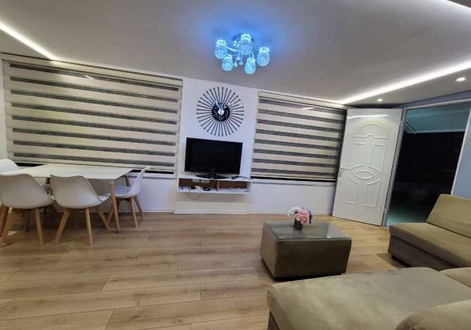 Shtepi me qera 2+1 ne Tirane - 450 Euro
