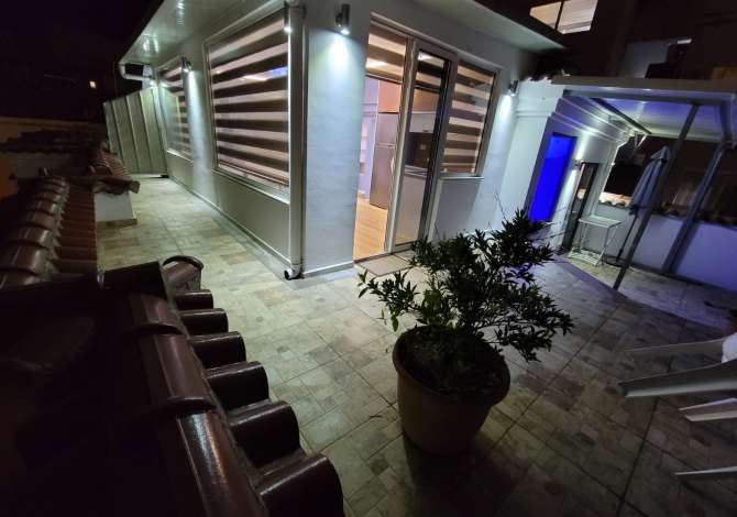 Shtepi me qera Apartament ne Tirane, 2+1, Mobilimi E mobiluar, Pagesa 450  Euro.