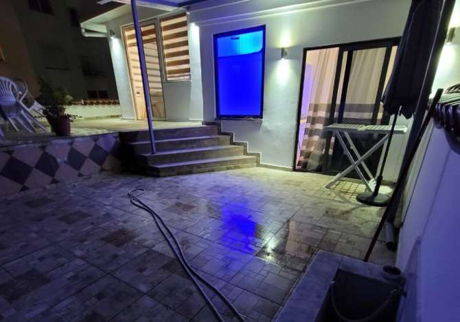 Shtepi me qera Apartament ne Tirane, 2+1, Mobilimi E mobiluar, Pagesa 450  Euro.