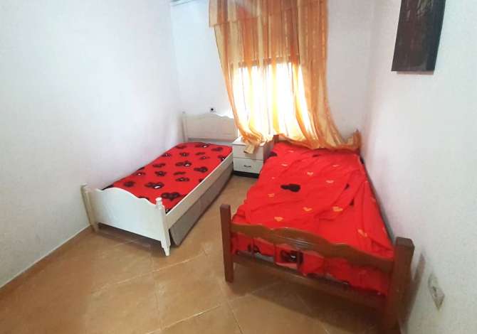 Shtepi me qera Apartament ne Tirane, 1+1, Mobilimi E mobiluar, Pagesa 30,000  Leke.