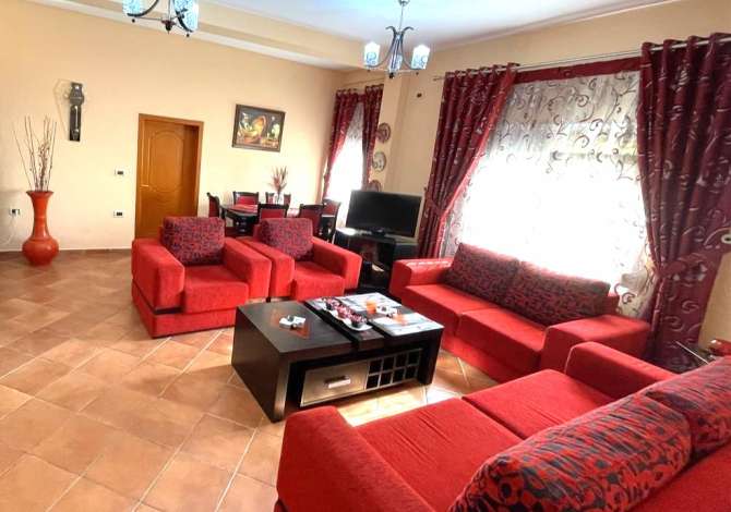 Shtepi me qera 2+1 ne Tirane - 400 Euro