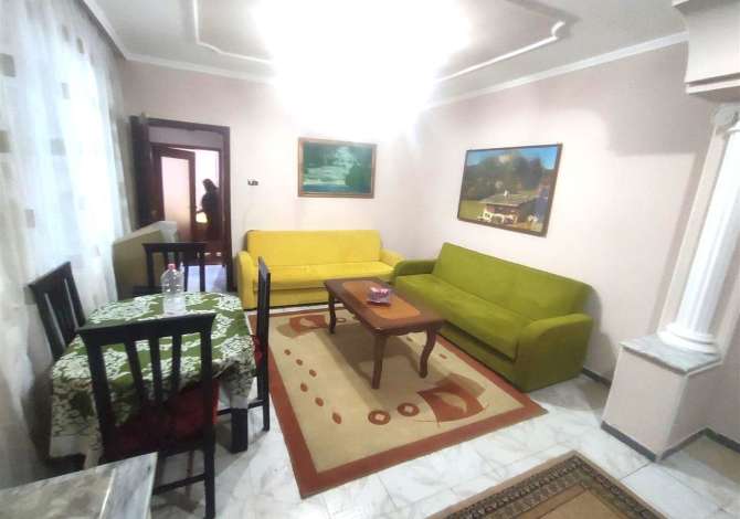 Shtepi me qera 2+1 ne Tirane - 400 Euro