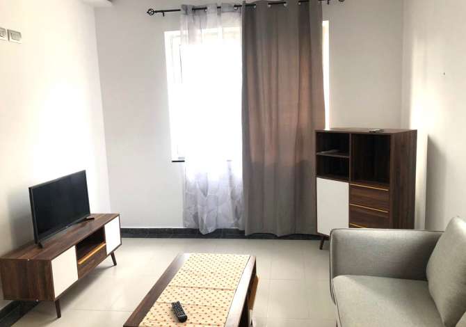 Shtepi me qera Apartament ne Tirane, 2+1, Mobilimi E mobiluar, Pagesa 50,000  Leke.