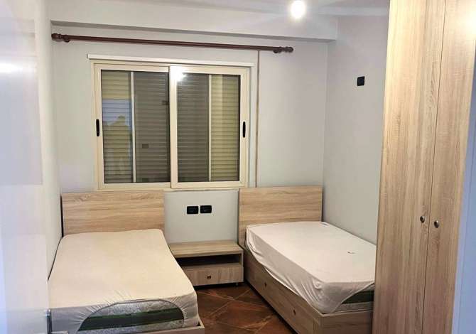 Shtepi me qera Apartament ne Tirane, 2+1, Mobilimi E mobiluar, Pagesa 35,000  Leke.