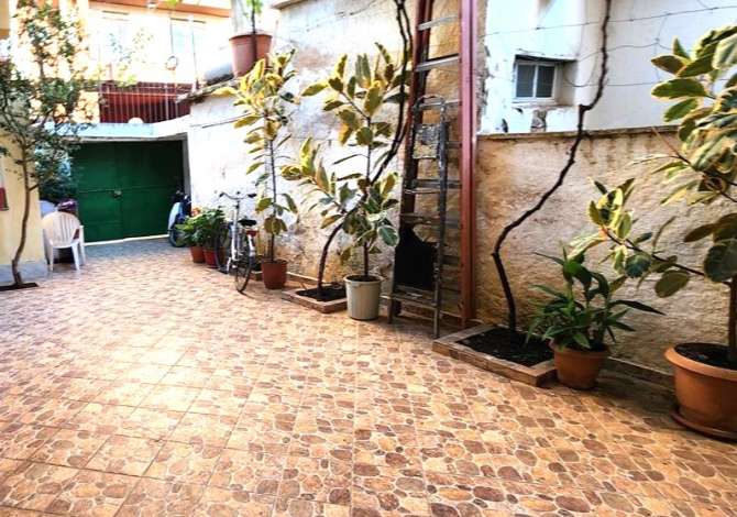 Shtepi me qera Apartament ne Tirane, 1+1, Mobilimi E mobiluar, Pagesa 40,000  Leke.