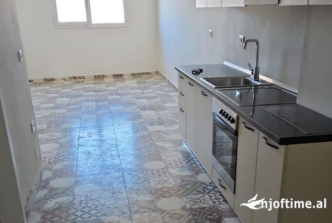 Shtepi me qera 1+1 ne Tirane - 350 Euro