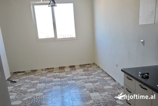 Shtepi me qera 1+1 ne Tirane - 350 Euro