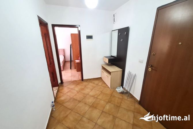 Casa in affitto 1+1 a Tirana - 35,000 Leke