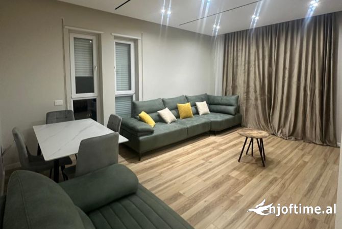 Shtepi me qera 2+1 ne Tirane - 600 Euro