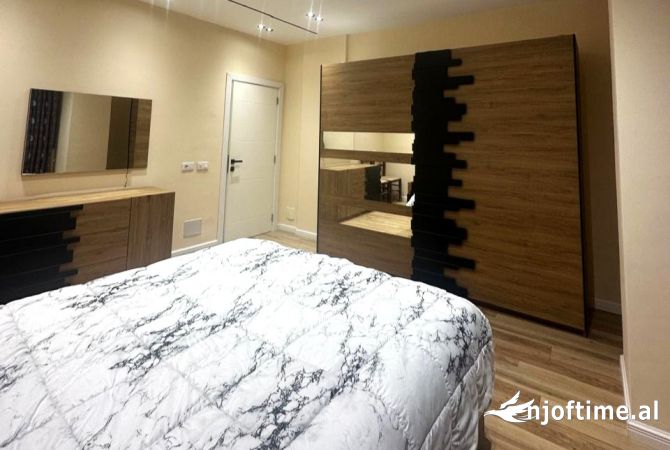 Shtepi me qera Apartament ne Tirane, 2+1, Mobilimi E mobiluar, Pagesa 600  Euro.