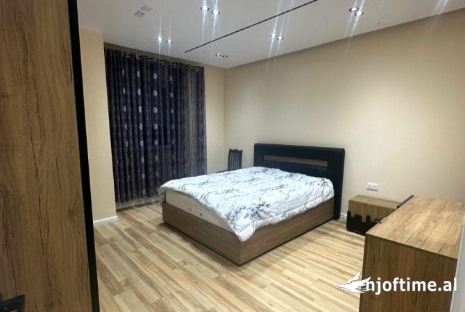 Shtepi me qera Apartament ne Tirane, 2+1, Mobilimi E mobiluar, Pagesa 600  Euro.