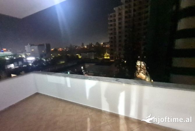 Shtepi me qera Apartament ne Tirane, 1+1, Mobilimi Bosh, pa mobiluar, Pagesa 40,000  Leke.