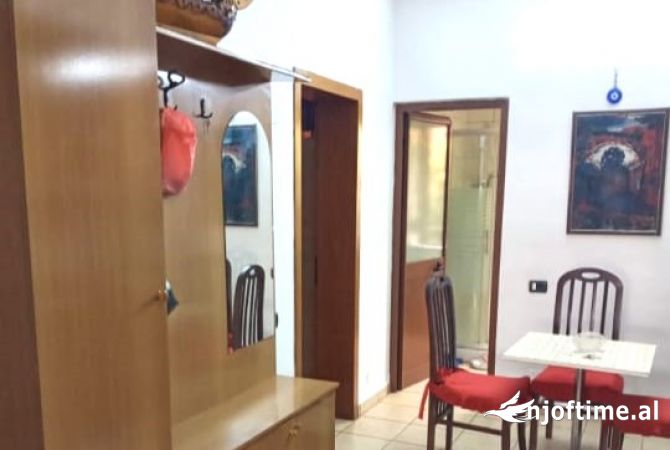 Casa in affitto 1+1 a Tirana - 35,000 Leke