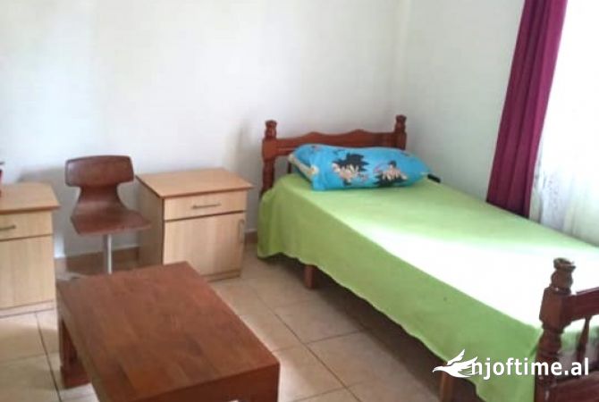 Shtepi me qera Apartament ne Tirane, 1+1, Mobilimi E mobiluar, Pagesa 35,000  Leke.