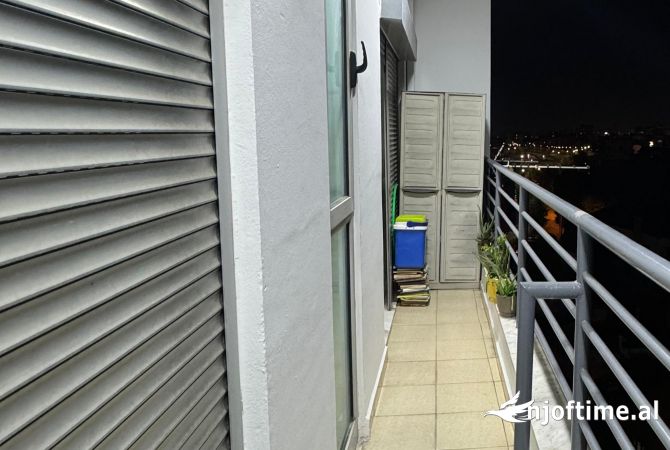 Shtepi me qera Apartament ne Tirane, 2+1, Mobilimi E mobiluar, Pagesa 65,000  Leke.