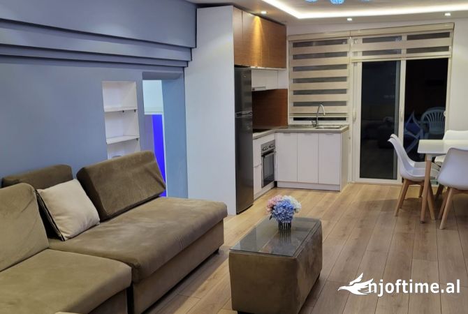 Shtepi me qera 2+1 ne Tirane - 500 Euro