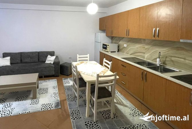 Casa in affitto 1+1 a Tirana - 35,000 Leke
