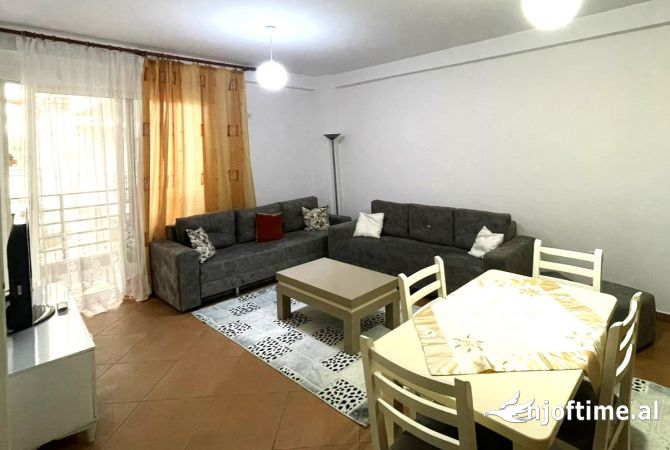 Casa in affitto 1+1 a Tirana - 35,000 Leke