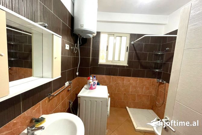 Shtepi me qera Apartament ne Tirane, 1+1, Mobilimi E mobiluar, Pagesa 35,000  Leke.