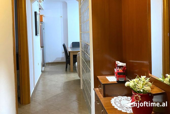 Shtepi me qera 3+1 ne Tirane - 45,000 Leke