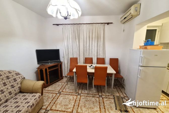 Shtepi me qera 3+1 ne Tirane - 60,000 Leke