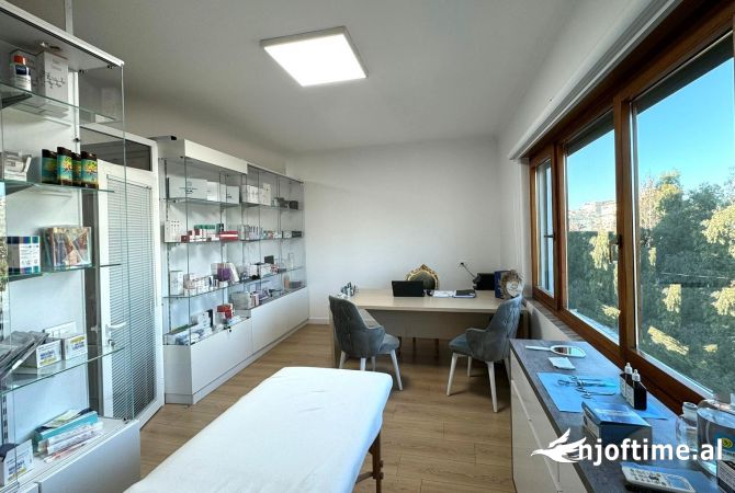 🏥 Klinike Gjinekologjike me Qera tek Liqeni i Thate (bashkekohore, e kompletuar me eko+pajisje)