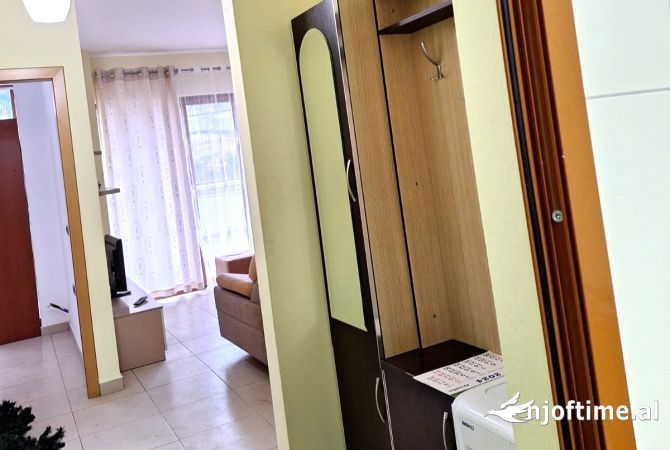Shtepi me qera 3+1 ne Tirane - 42,000 Leke