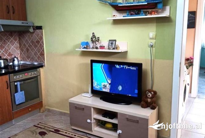 Shtepi me qera 1+1 ne Tirane - 40,000 Leke
