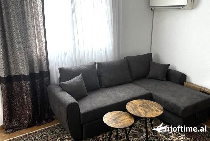 Shtepi me qera 2+1 ne Tirane - 40,000 Leke