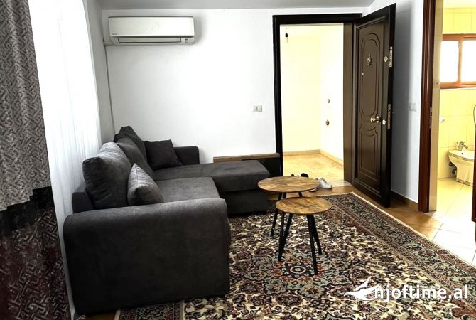 Shtepi me qera 2+1 ne Tirane - 40,000 Leke
