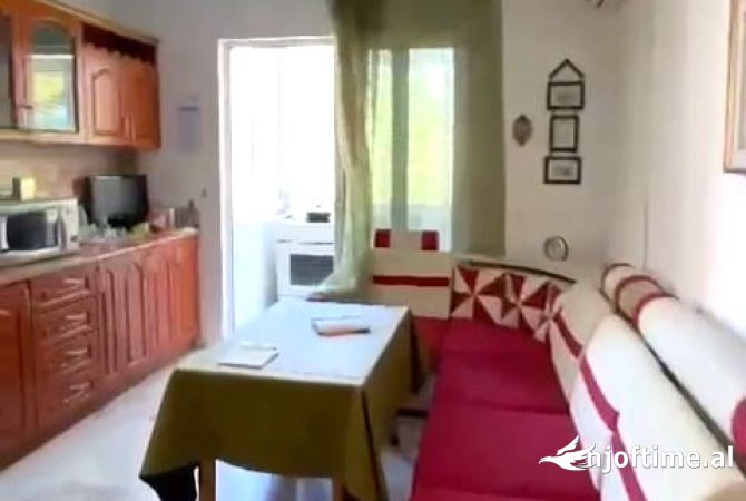 Shtepi me qera 2+1 ne Tirane - 650 Euro