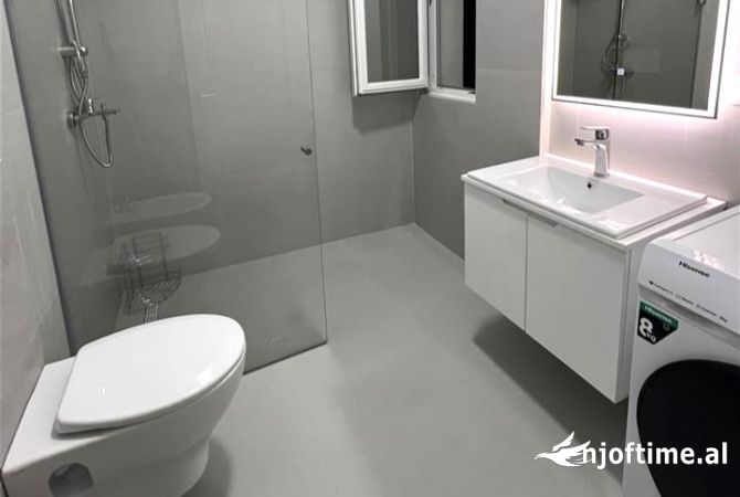 Shtepi me qera Apartament ne Tirane, 2+1, Mobilimi E mobiluar, Pagesa 65,000  Leke.