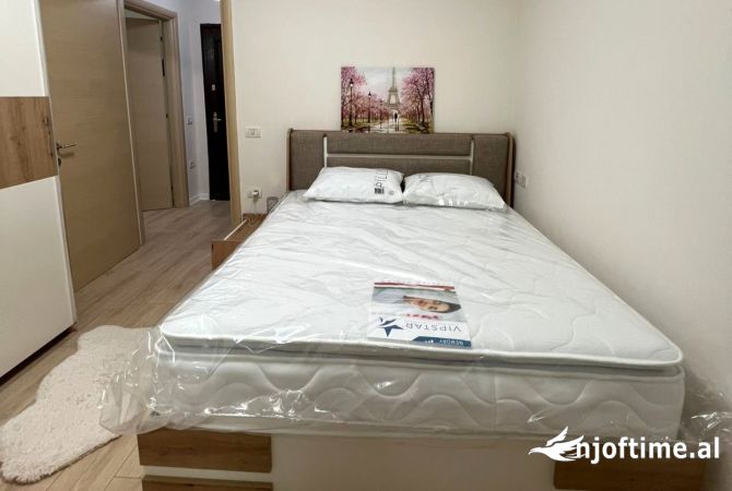 Shtepi me qera 1+1 ne Tirane - 45,000 Leke