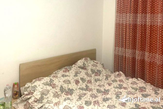 Shtepi me qera Apartament ne Tirane, 2+1, Mobilimi E mobiluar, Pagesa 50,000  Leke.