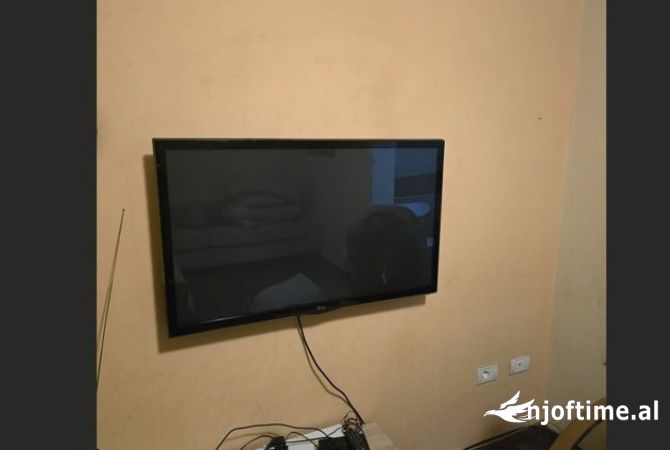 Shtepi me qera Apartament ne Tirane, 1+1, Mobilimi E mobiluar, Pagesa 40,000  Leke.