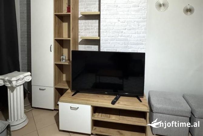 Shtepi me qera 1+1 ne Tirane - 40,000 Leke