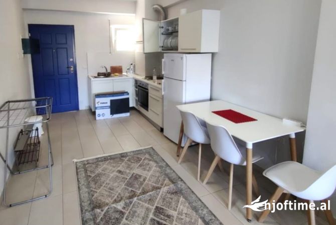Shtepi me qera 1+1 ne Tirane - 420 Euro