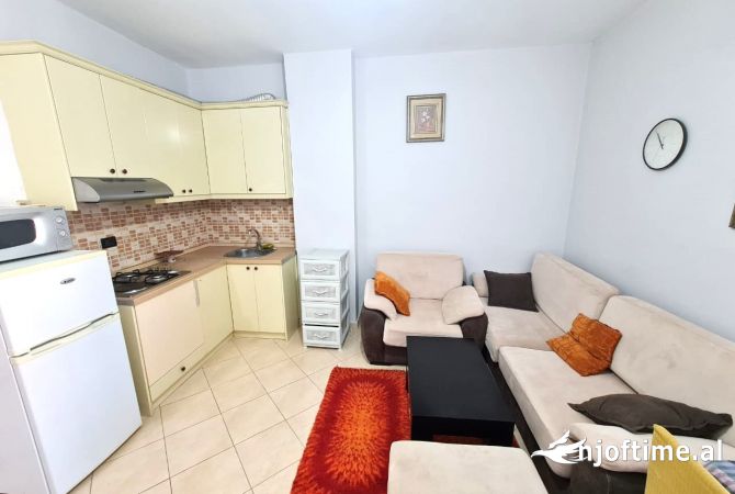 Casa in affitto 1+1 a Tirana - 35,000 Leke