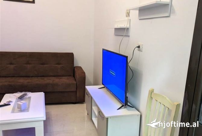 Shtepi me qera 2+1 ne Tirane - 45,000 Leke