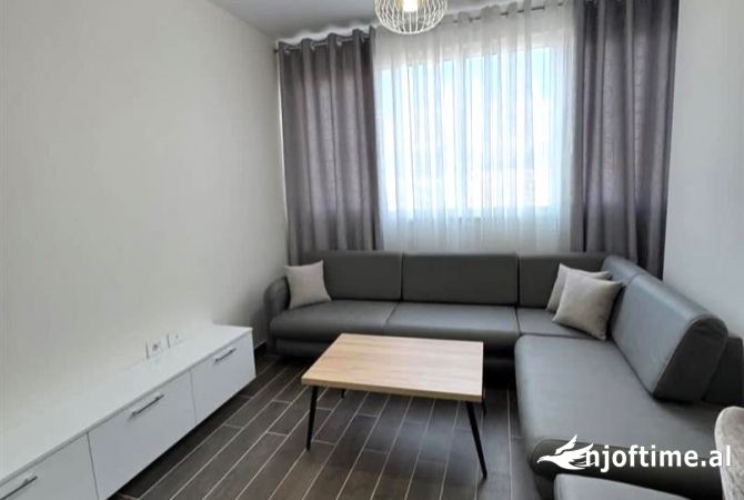 Shtepi me qera 2+1 ne Tirane - 500 Euro