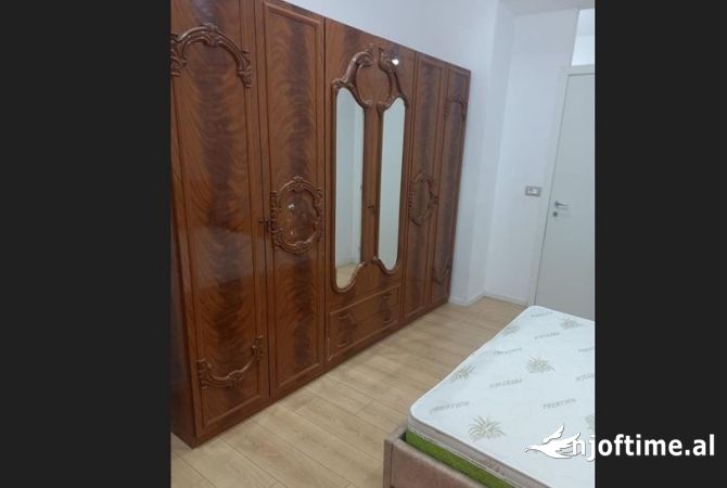 Shtepi me qera Apartament ne Tirane, 2+1, Mobilimi E mobiluar, Pagesa 37,000  Leke.