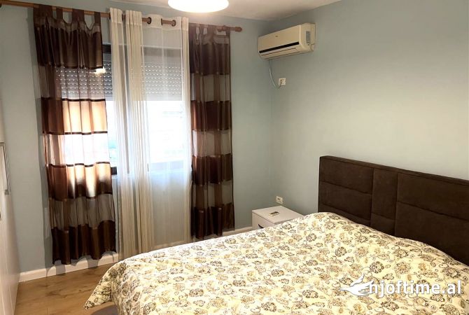 Shtepi me qera Apartament ne Tirane, 1+1, Mobilimi E mobiluar, Pagesa 500  Euro.